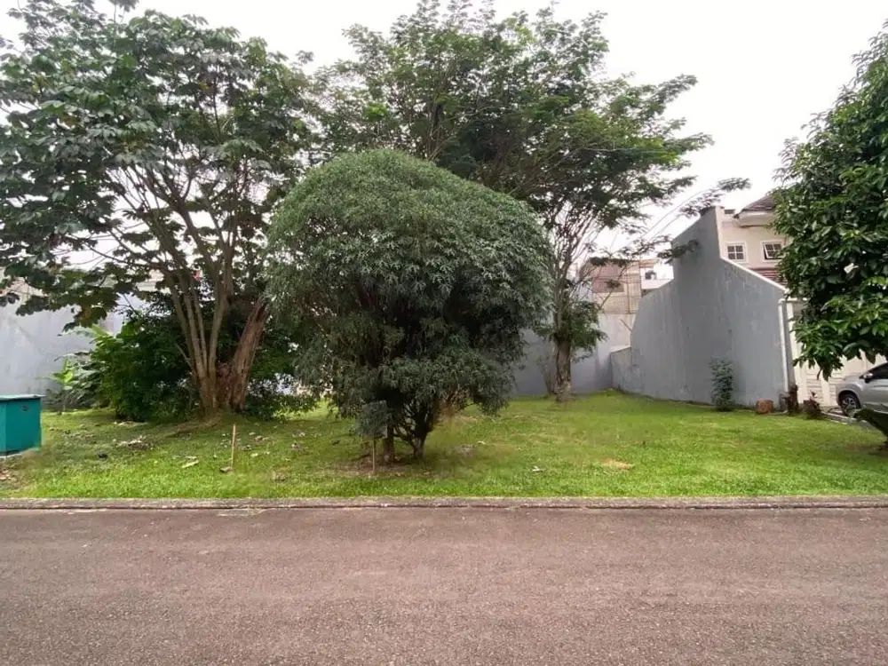 Kavling Hoek Badan Taman di Cluster Bellagio The Green BSD
