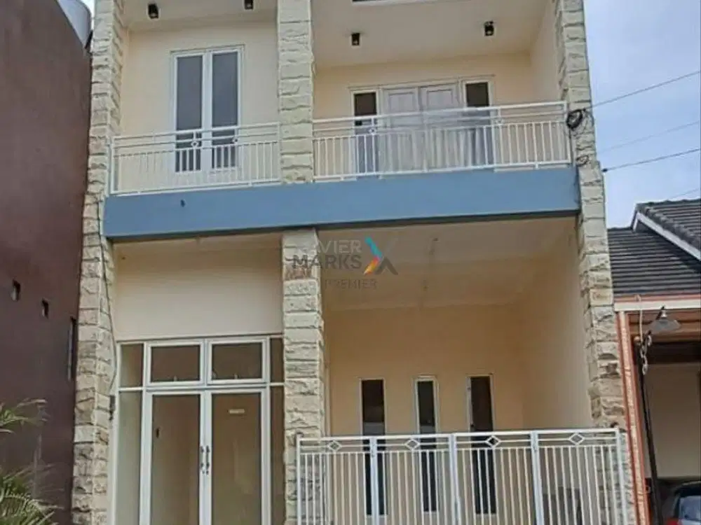 Dijual Rumah Siap Huni 2 Lantai di Perumahan Ndalem Singosaren, Malang