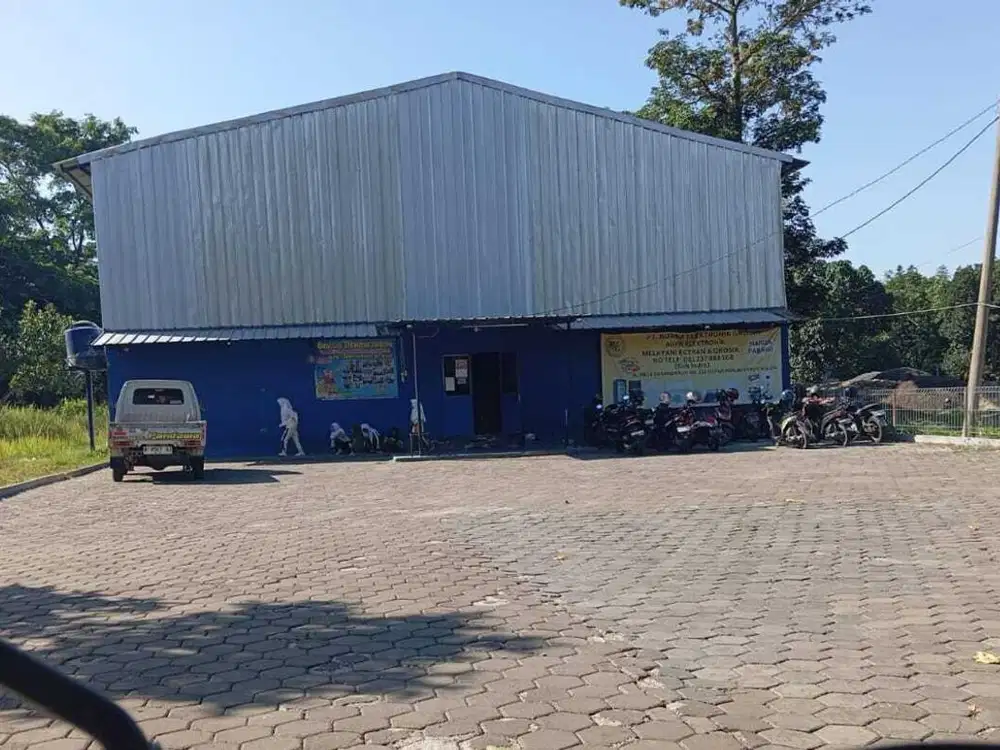 Disewakan Gudang Ex olah raga Cocok Badminton, Padel, Futsal, Tigaraks