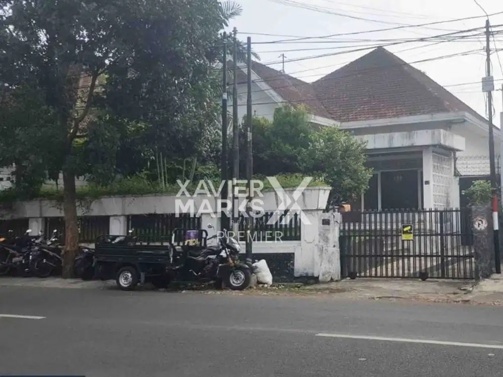 DIJUAL RUMAH STRATEGIS DI BRIGJEN SLAMET RIYADI MALANG