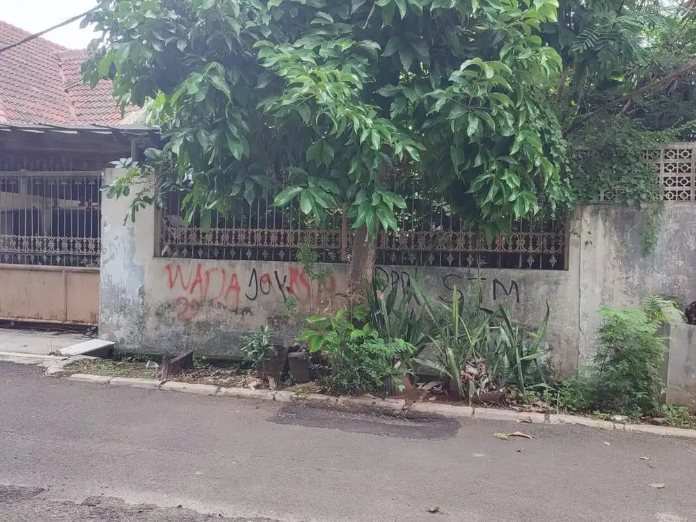 rumah  di jual  Perumahan  taman pulogebang  jakarta timur
