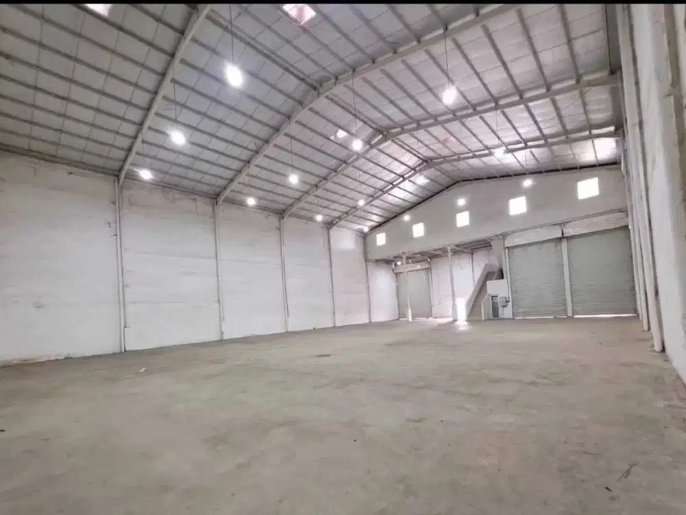 Disewakan Gudang Delta Silicon Luas Tanah 1058 m2, Cikarang