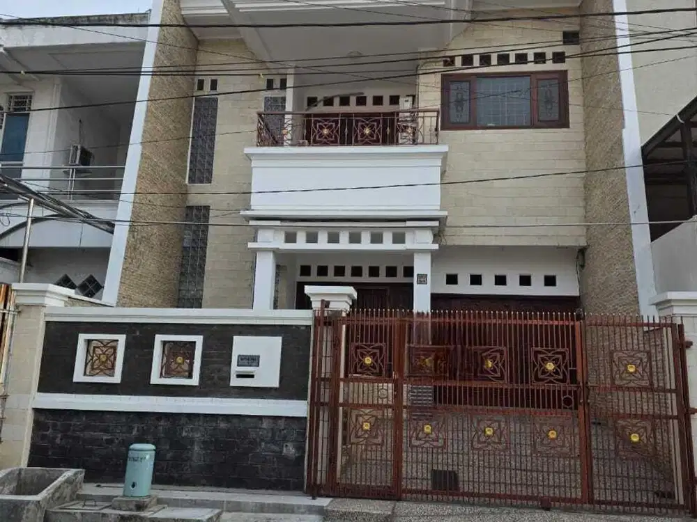 Dijual Rumah Bagus Siap Huni Bebas Banjir Greenville Jakarta Barat