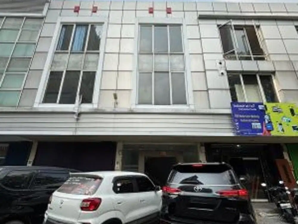 Disewakan Ruko Gandeng CBD Jababeka, 3 Lantai, Luas Bangunan 332m2