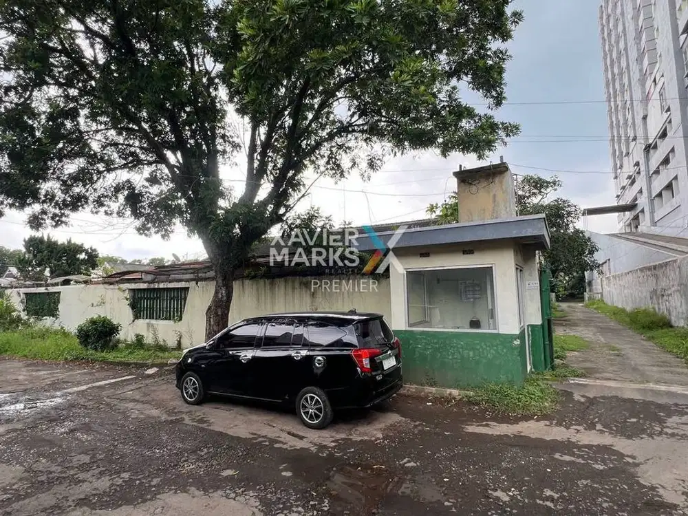 Dijual Rumah Hitung Tanah Tepat di Belakang Mall Malang City Point