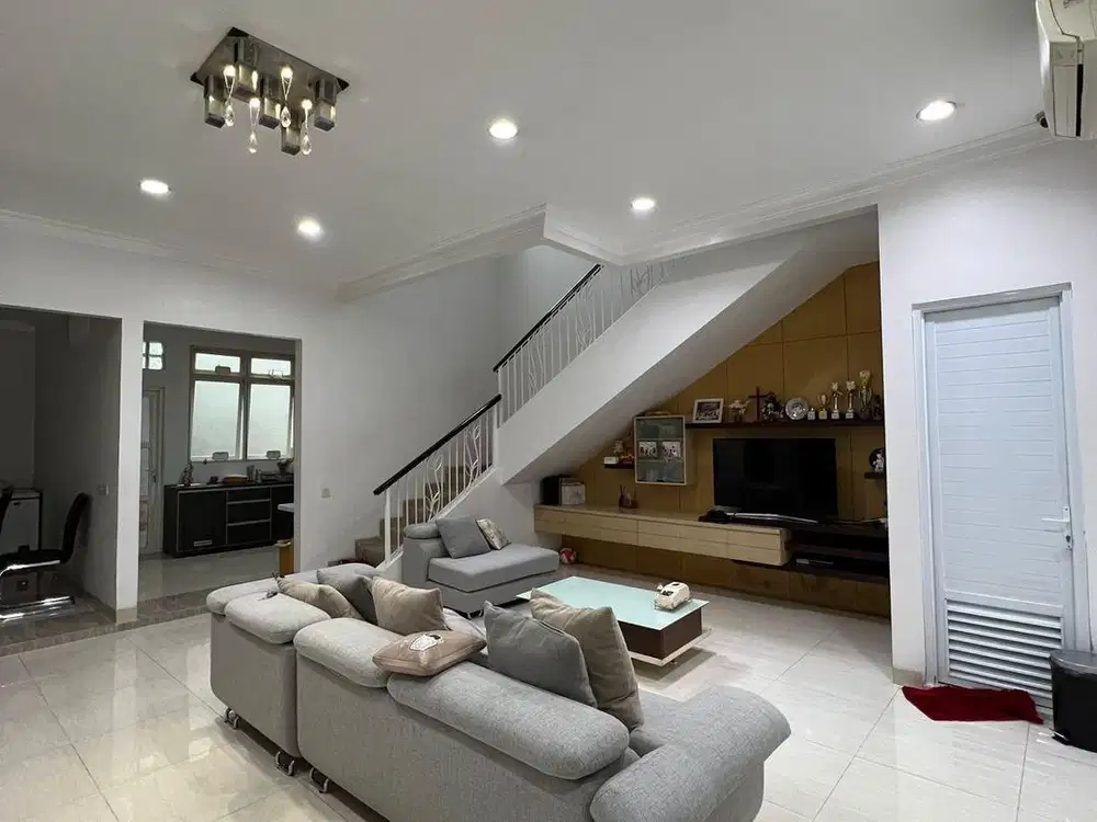 Dijual Cepat Rumah Renov Bagus Cluster Aquamarine Phg Gading Serpong