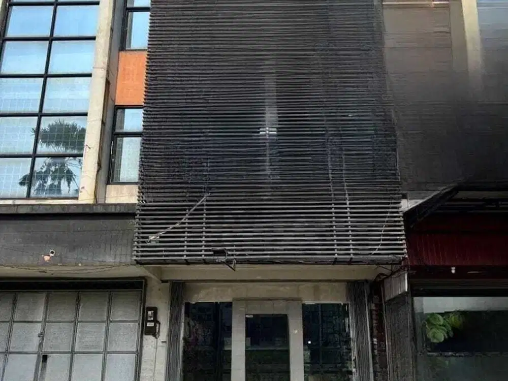 Dijual Cepat Ruko Strategis Sektor 1b Jl Raya Boulevard Gading Serpong