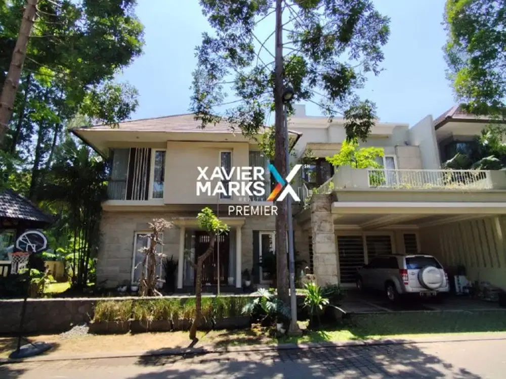 Dijual Rumah Mewah 3 Lantai Lokasi di Riverside Cluster Hilltop Malang