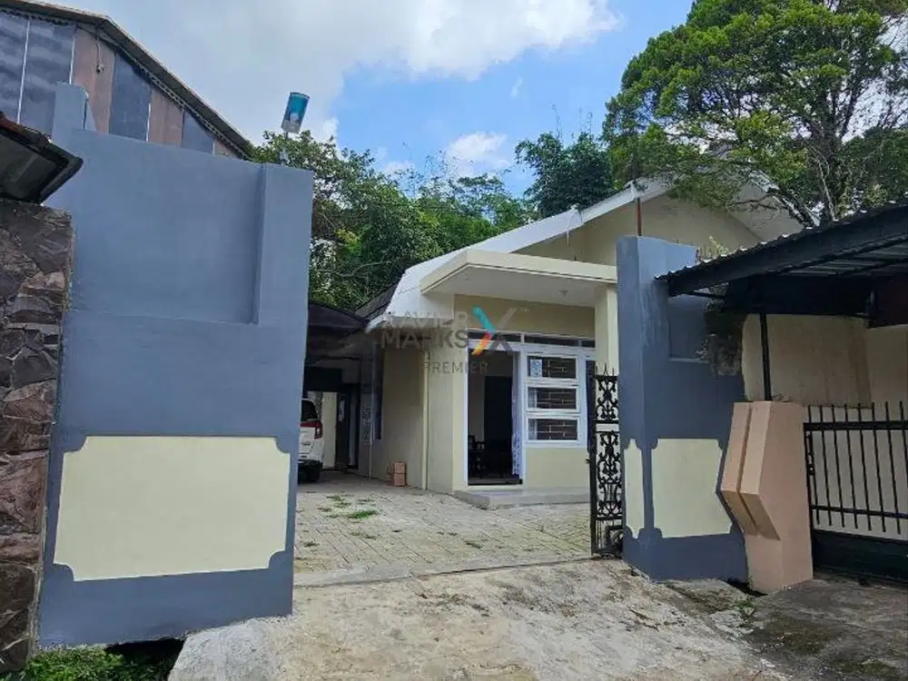 Dijual Rumah Furnished Siap Huni di Perumahan Flamboyan, Batu Malang