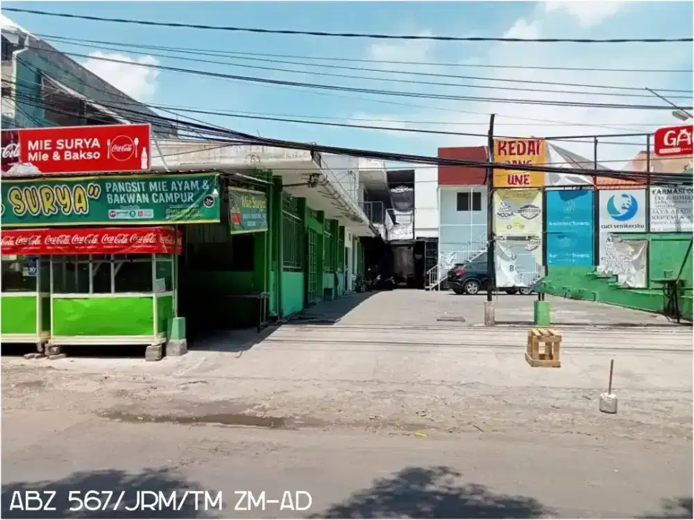 Jual rumah usaha nol jalan raya di Tenggilis Mejoyo