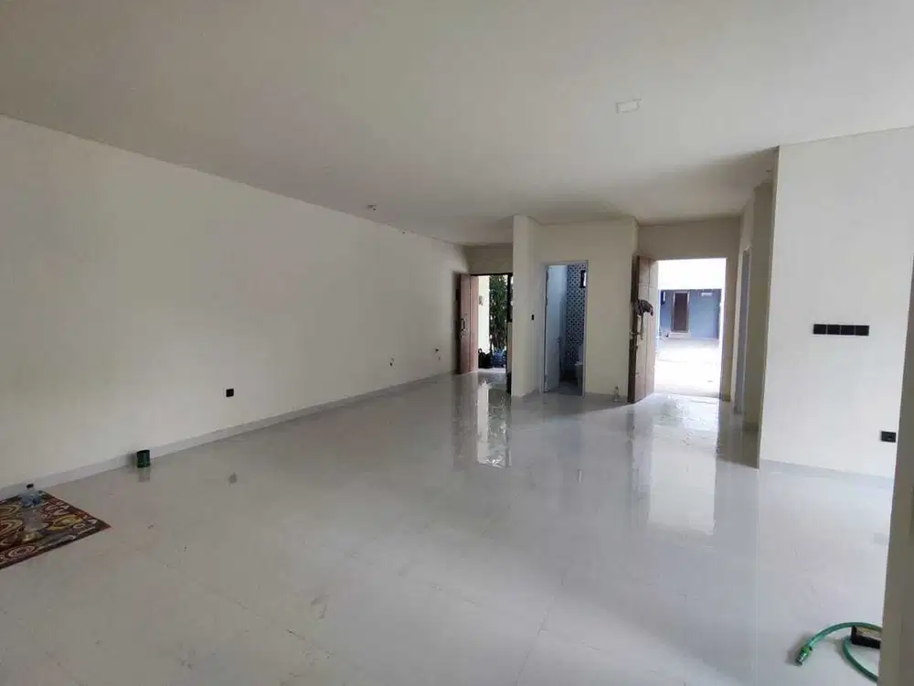 Jual rumah Hoek Brnad New Eminent Prestigia BSD dekat Aeon mall
