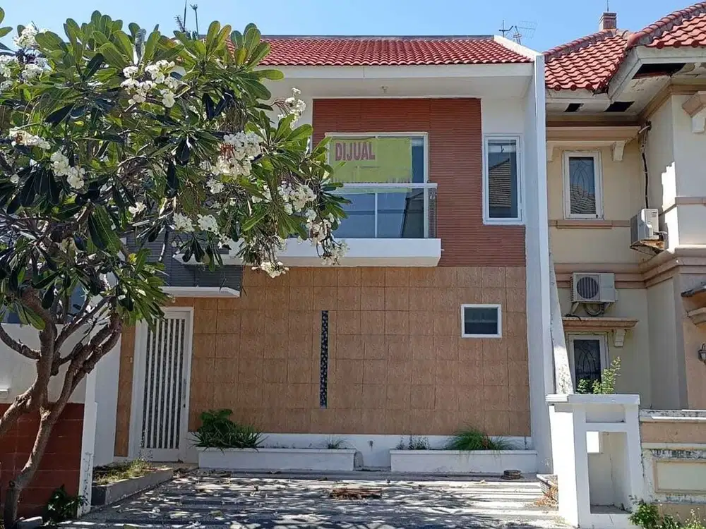 rumah taman mutiara pakuwon city surabaya timur