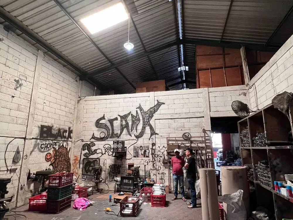 Dijual gudang petemon barat siap pakai surabaya