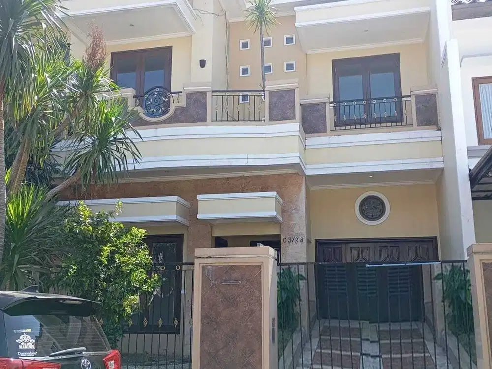 rumah Cluster depan dkt East Coast Mall Pakuwon City surabaya