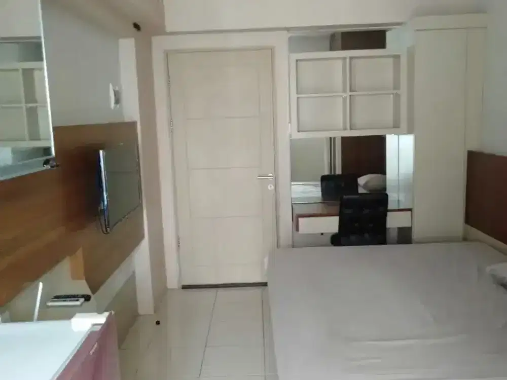 Sewa Apartemen Educity studio tower Yale lantai 26 full furnished