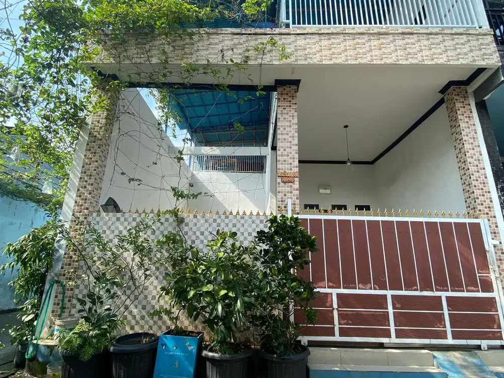 Dijual Rumah ada kolam renang di perumahan Rorotan Jakarta Utara