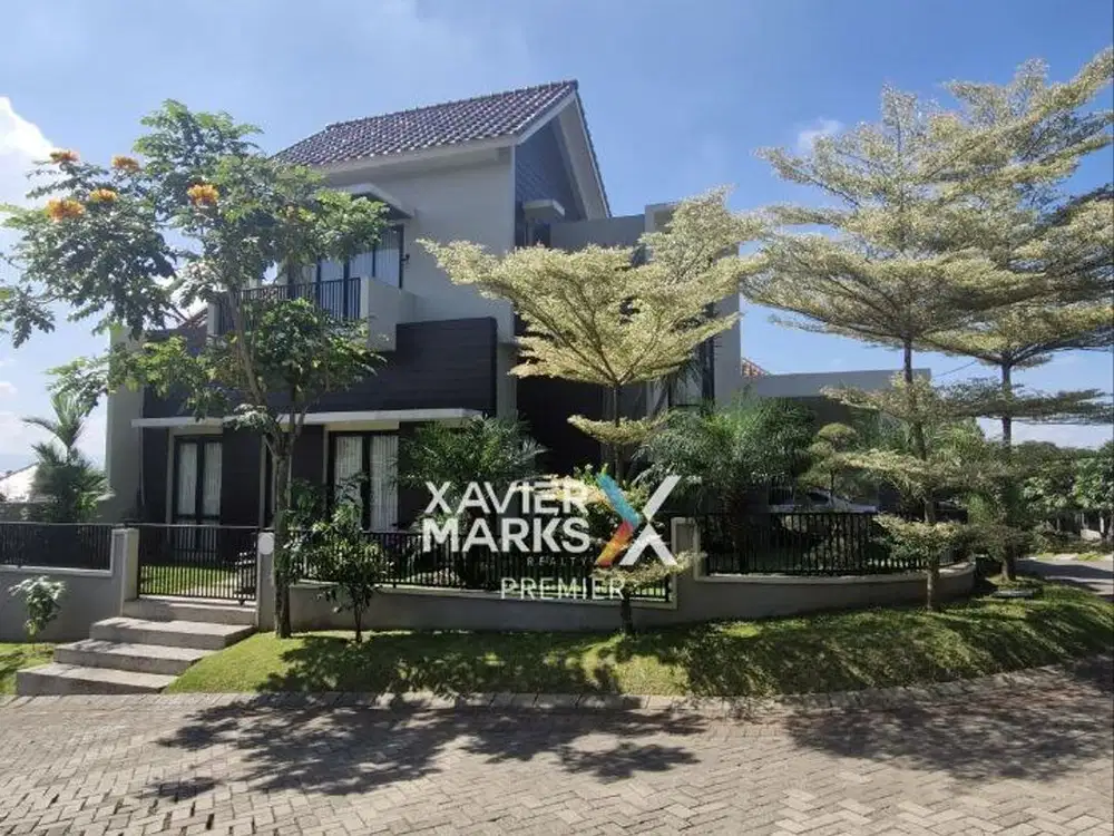 Dijual rumah hook 2 lantai full furnish austinville malang