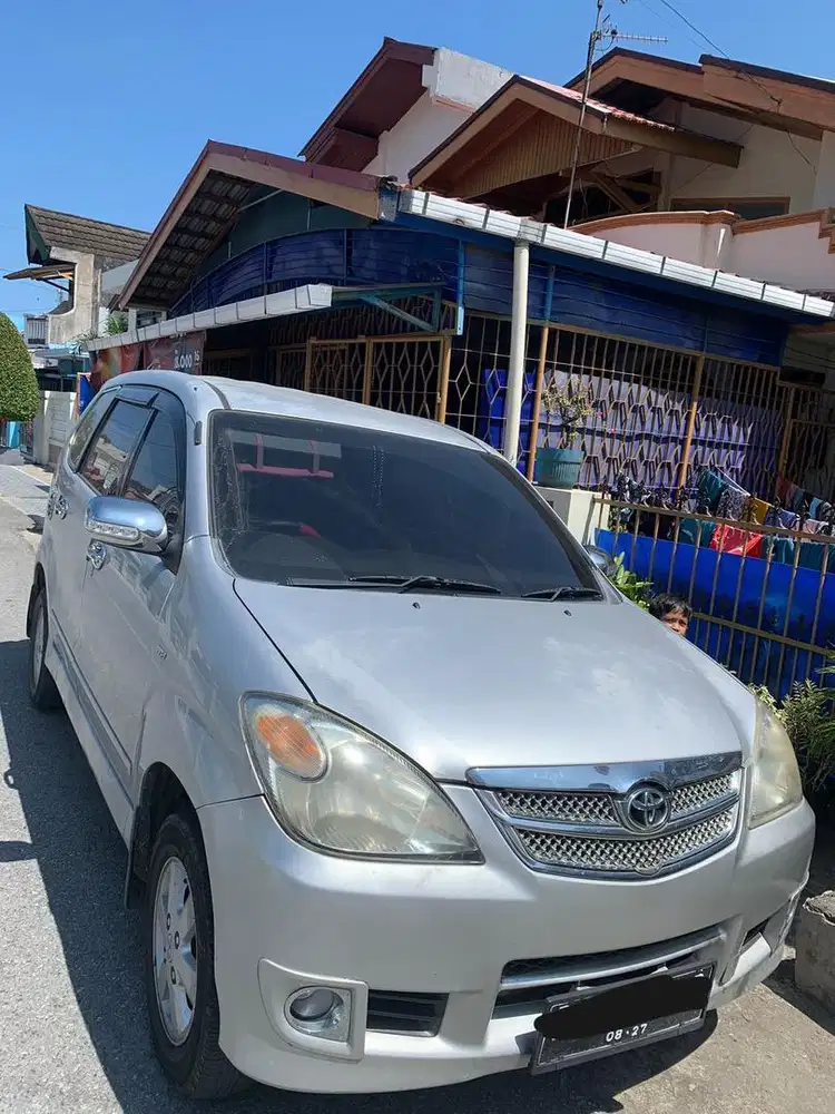 Sell Mobil Avanza 2011