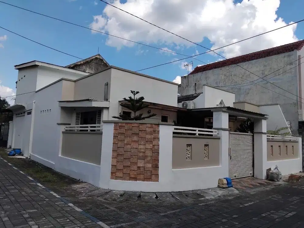 Rumah hook asri siap huni danau sawojajar malang