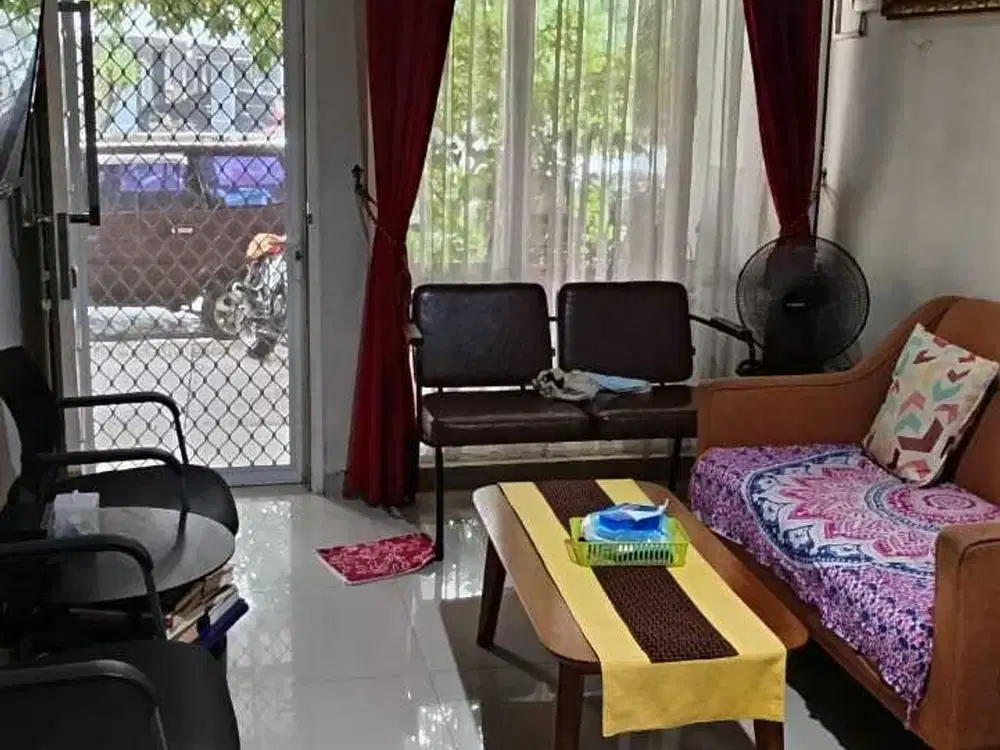 Rumah siap huni di Cluster Victoria, Metland, Jakarta Timur.