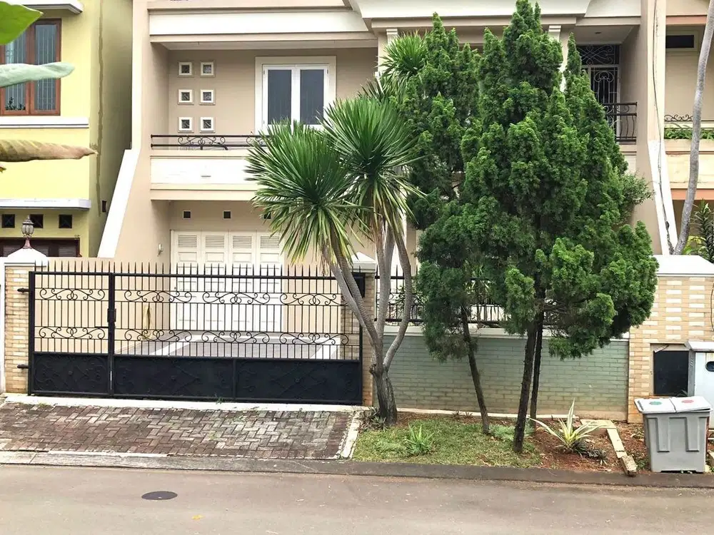 Dijual Rumah Cantik Strategis Siap Huni Sapphire Phg Gading Serpong