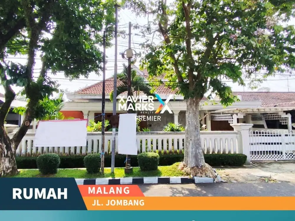 Dijual Rumah Klasik 2 Lantai Dekat Kampus di Jl Jombang Malang