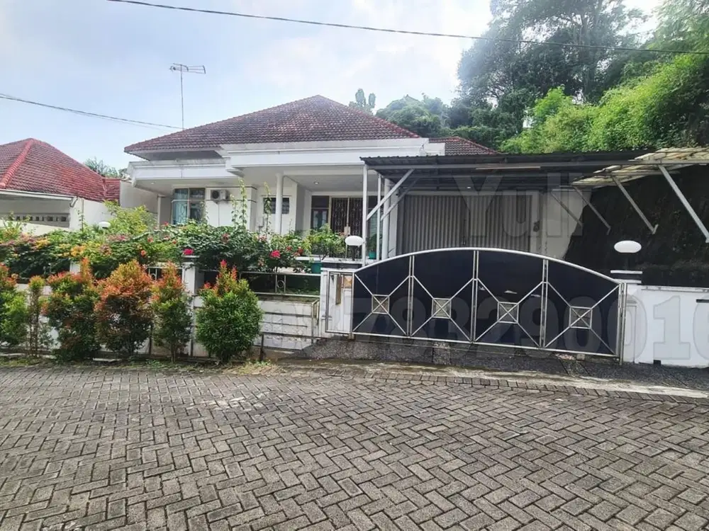 Dijual Rumah Full Furnished Siap Pakai Daerah Papandayan, Semarang