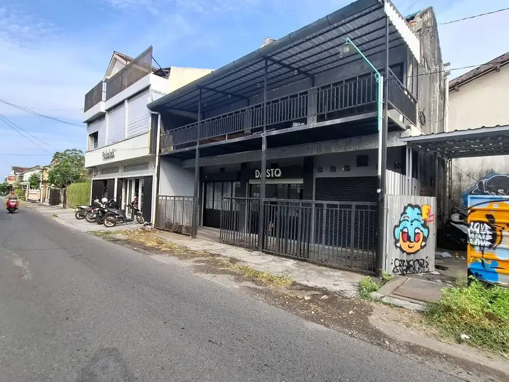 Ruang Usaha Cocok Untuk Cafe 2 Lantai Lokasi Strategis