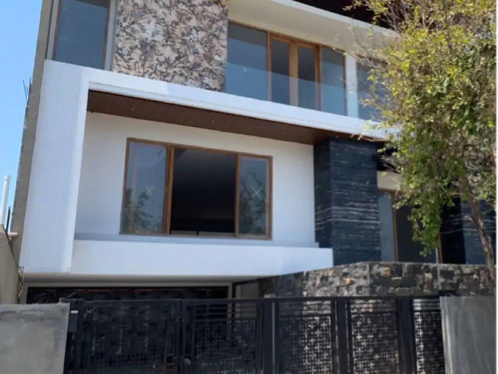 Dijual Rumah Baru Gress Graha Famili Surabaya Barat