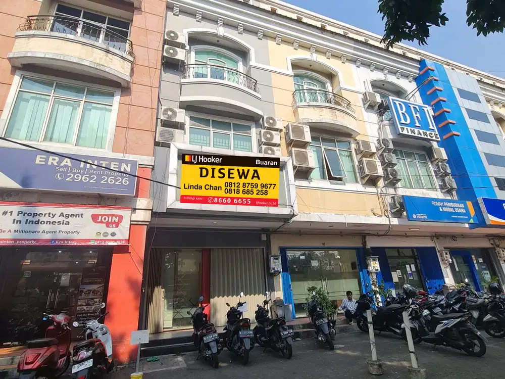 Disewakan Ruko Raden Inten Center Lokasi Strategis 4 Lantai