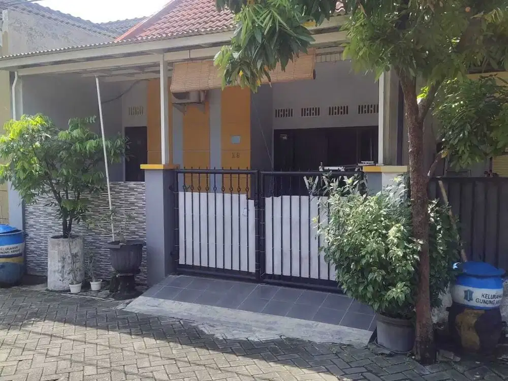 DIJUAL RUMAH DI PERUMAHAN PESONA ALAM GUNUNG ANYAR BARU RENOVASI