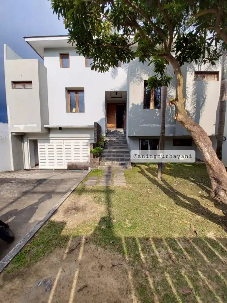 Dijual Rumah mewah di Pupuk depan Mall BSB