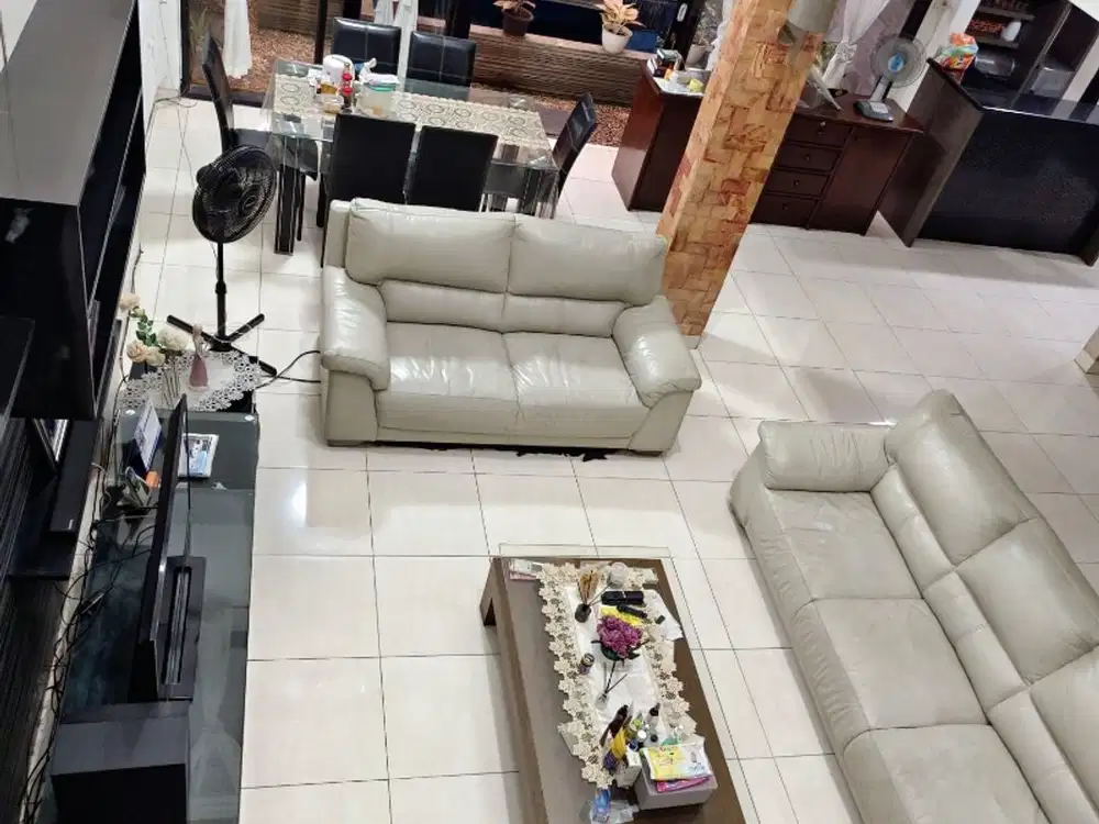 Dijual rumah di Taman Modern - Cakung Jakarta Timur 