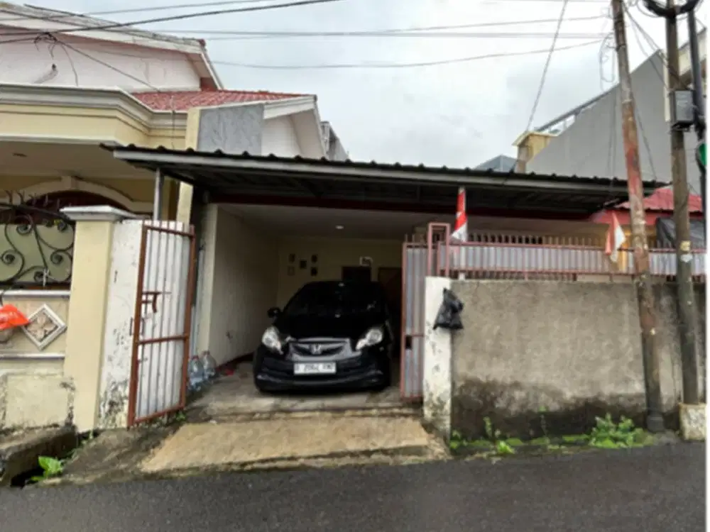 Disewakan Rumah Jalan Madrasah Cipinang Cempedak Jakarta Timur