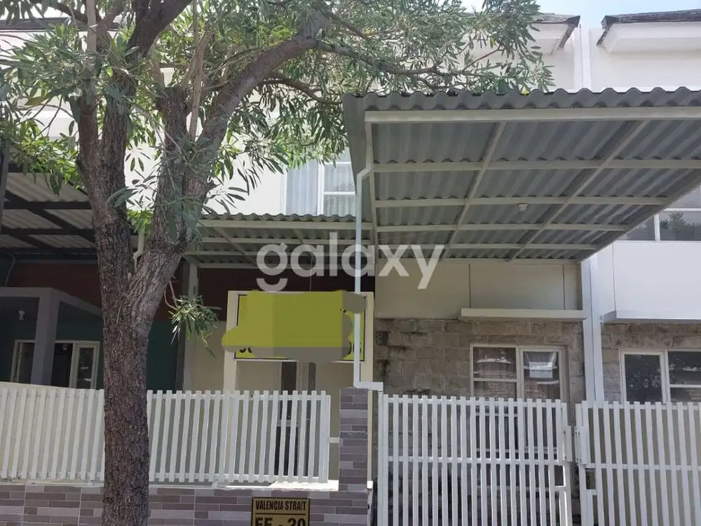 Rumah  di Puri Surya Jaya Sidoarjo