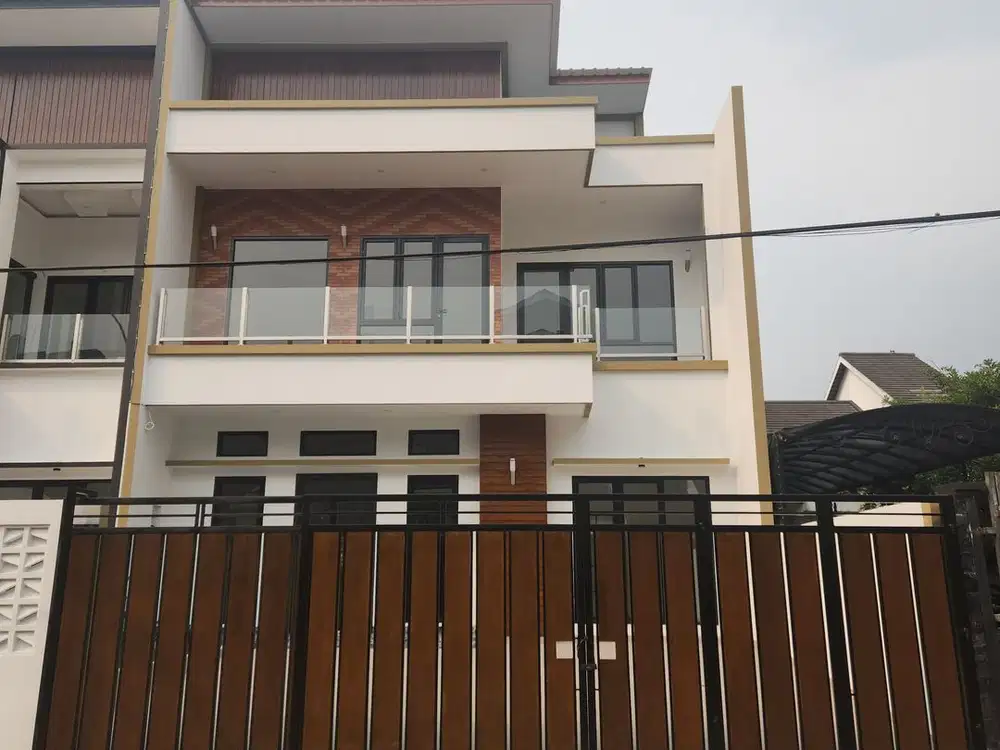 Rumah Mewah Baru di BSD Nusaloka