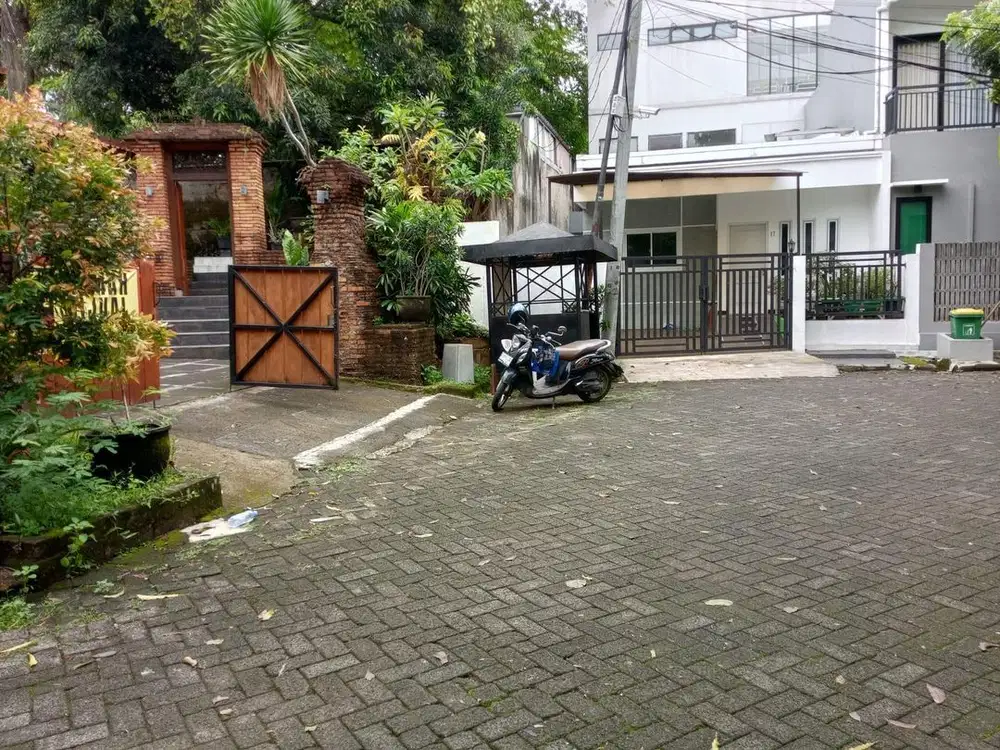 Tanah Bonus Bangunan di Taman Senayan Utama Bintaro