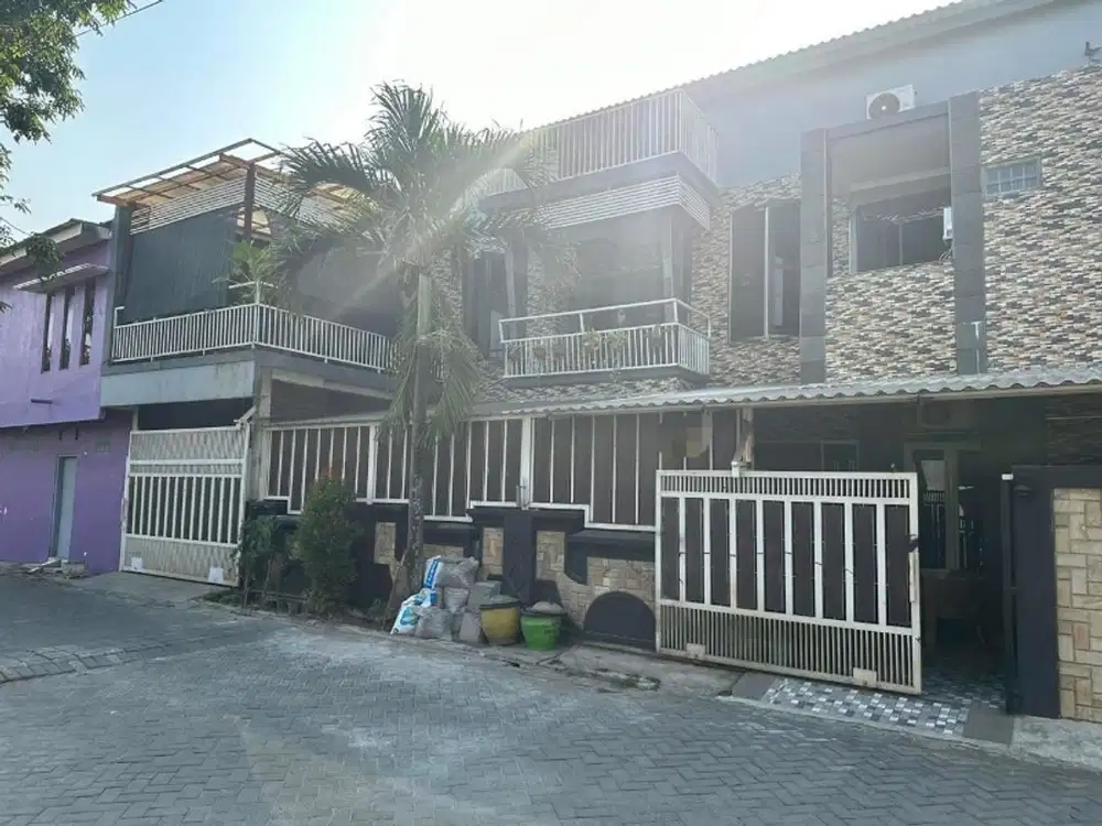 dijual rumah 2 lantai lokasi borobudur malang soekarno hatta