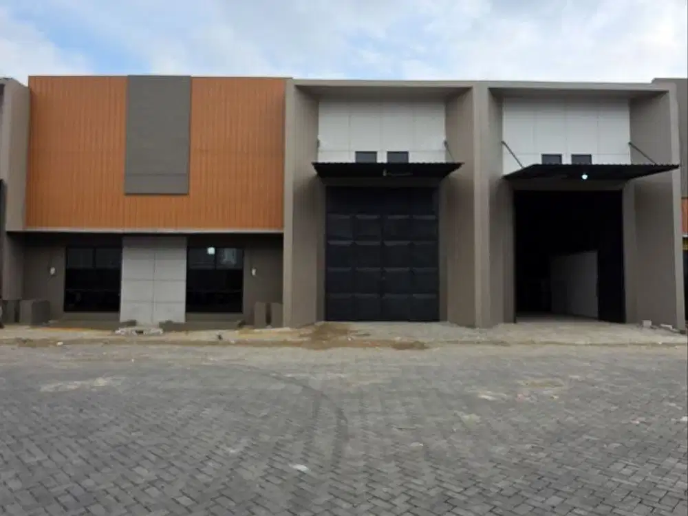 Dijual gudang baru di pergudangan pakisaji bisa untuk ijin industri