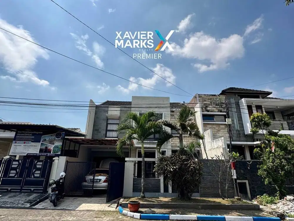 Dijual murah rumah 2 lantai full furnish poros jalan araya malang