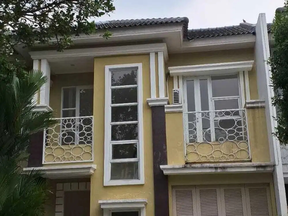 Disewakan Rumah Hook Bagus Cluster Fiordini Il Lago Gading Serpong