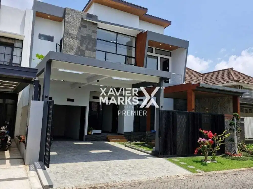 DIJUAL RUMAH MEWAH DI ARAYA BLIMBING MALANG 2 LANTAI