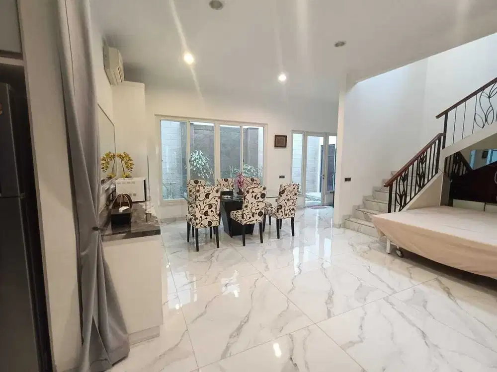 Jual Aquamarine PHG Gading Serpong Hoek view Golf Furnish sudah renov