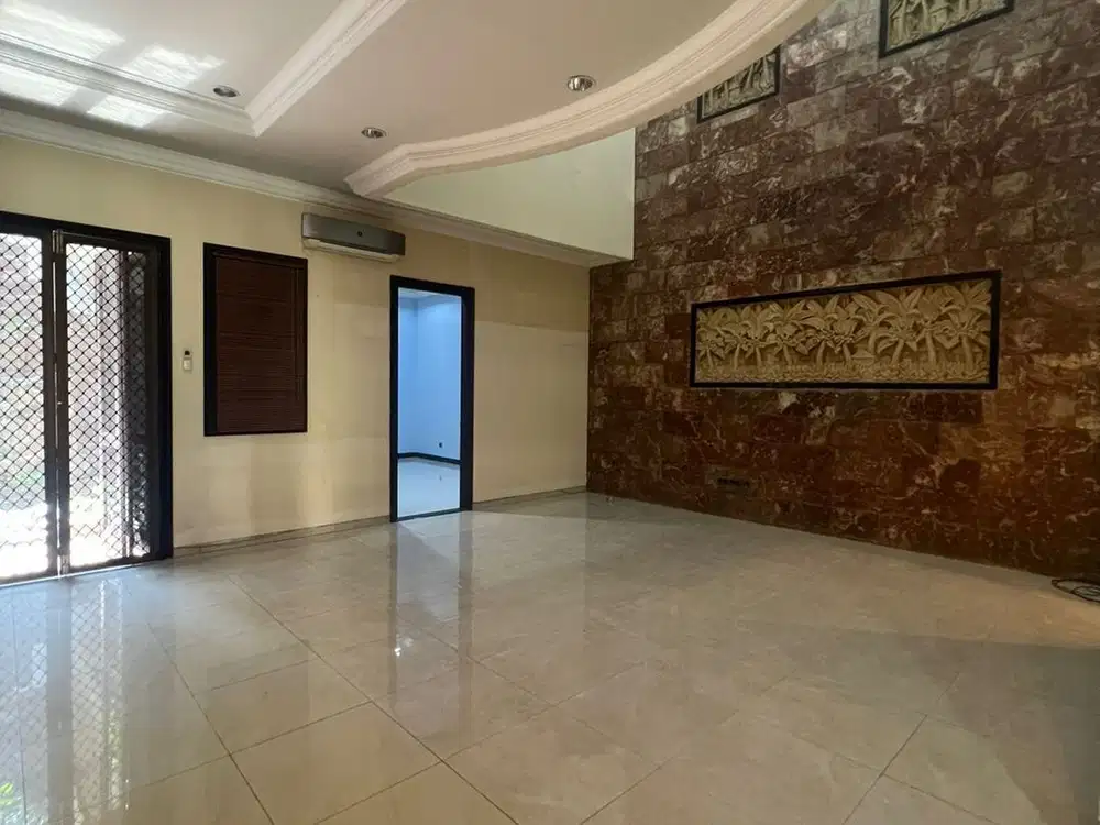 Rumah Mewah Siap Huni Laguna Regency Selangkah Pakuwon City Mall