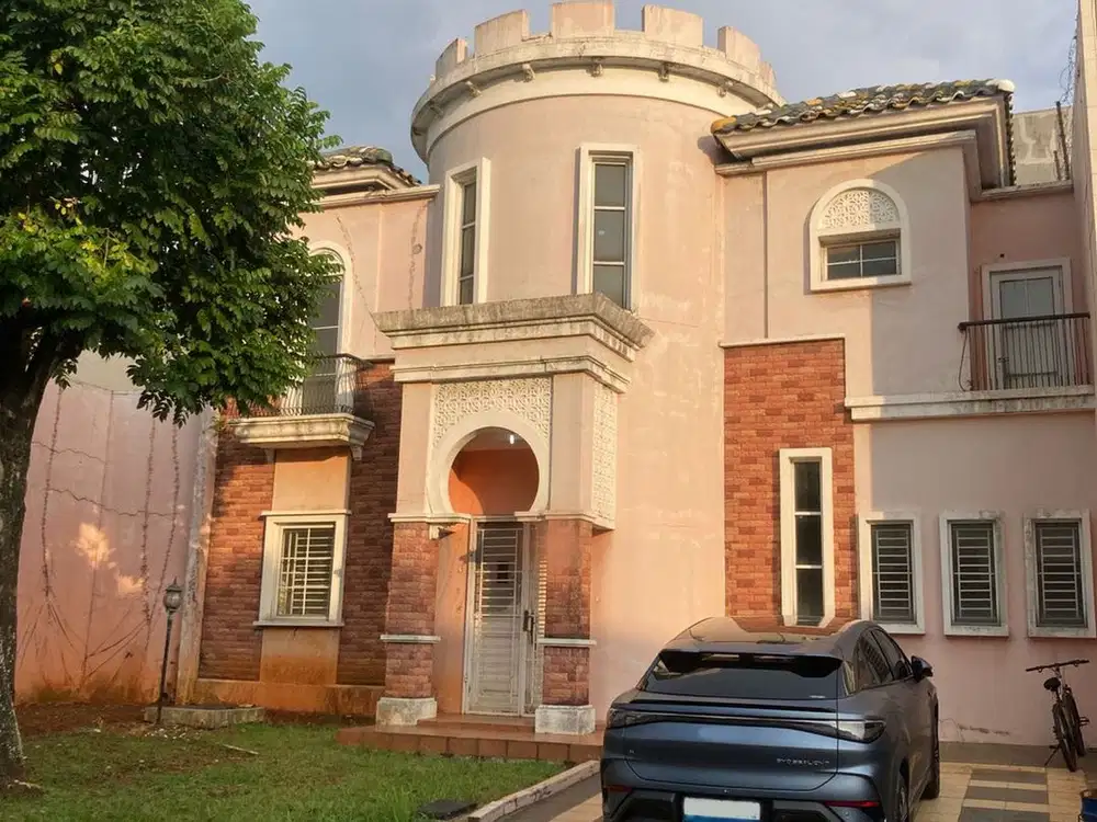 Jual Rumah alicante gading Serpong posisi Boulevard view taman cantik