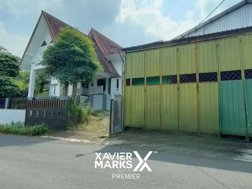 V1 Dijual Rumah Bagus Siap Huni Dan Gudang Tanah Luas di Dau Malang