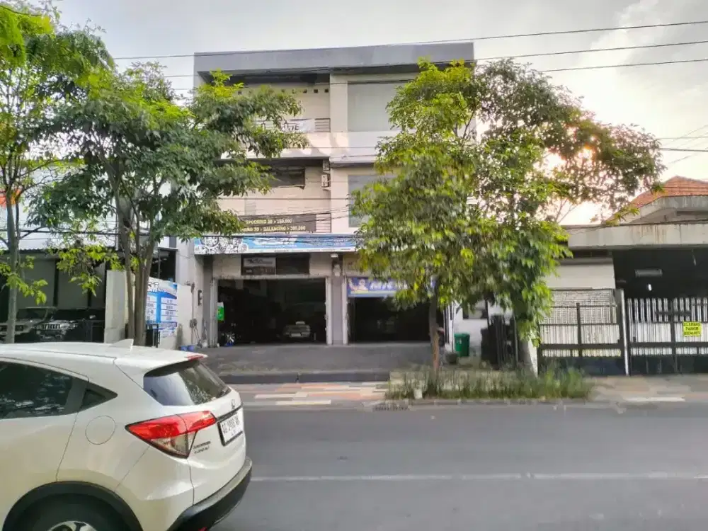 Sewa toko nol jalan raya di Bratang Binangun lantai 2