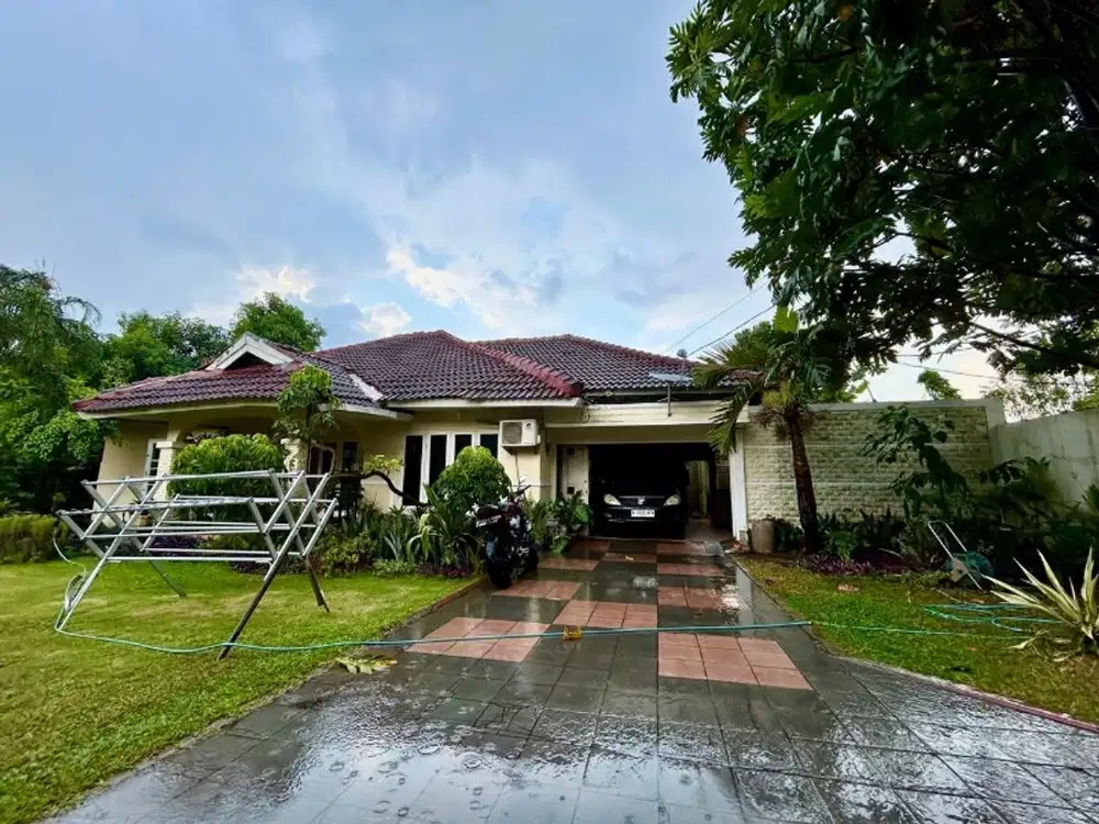 Dijual Rumah Komplek kebersihan Ciracas jakarta timur