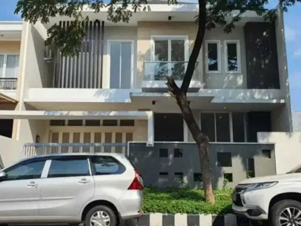 Rumah Villa Royal Pakuwon City surabaya timur