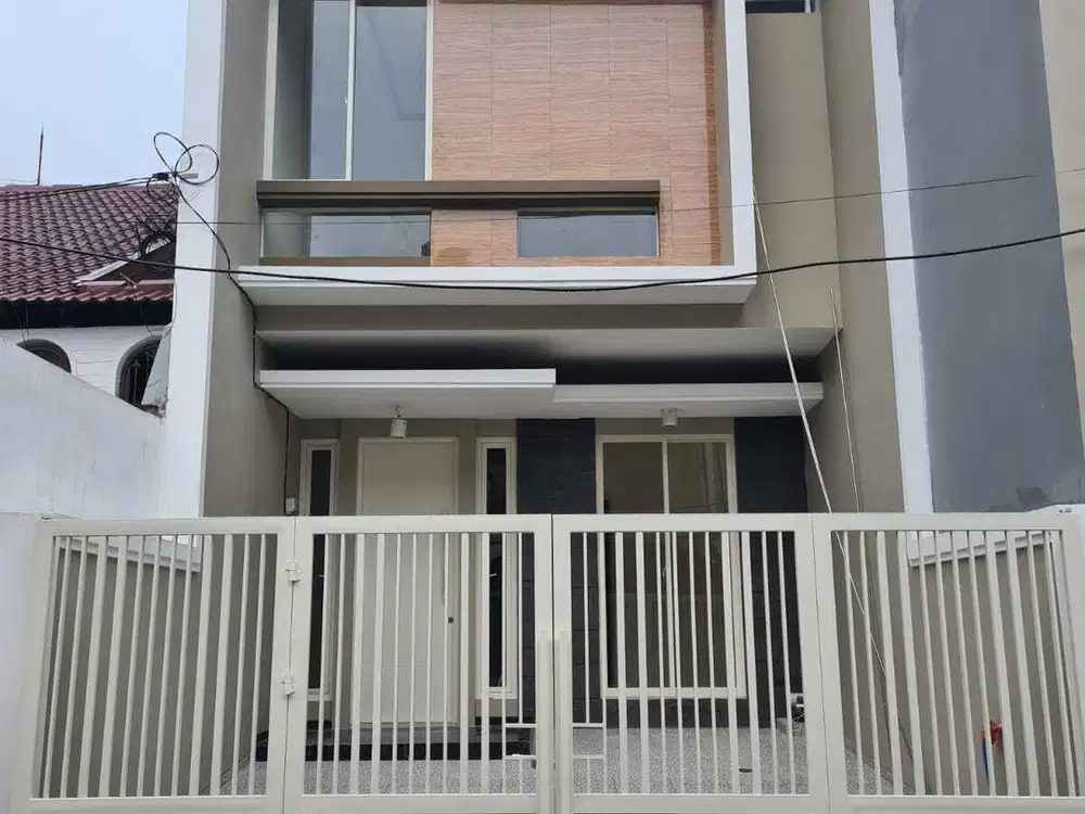 RUMAH MANYAR INDAH LOKASI TENGAH KOTA SURABAYA